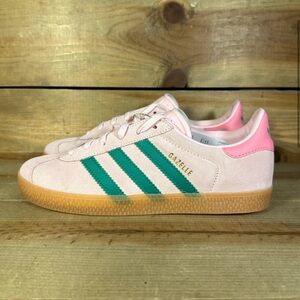 Adidas Gazelle-Clear Pink/Court Grn/Bliss Pink: Kid Sz: 6 / Women’s Sz: 7.5 -  8